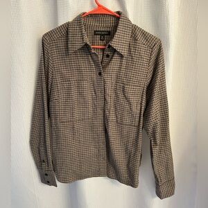 Banana Republic Flannel Plaid Button Up Shirt - Medium